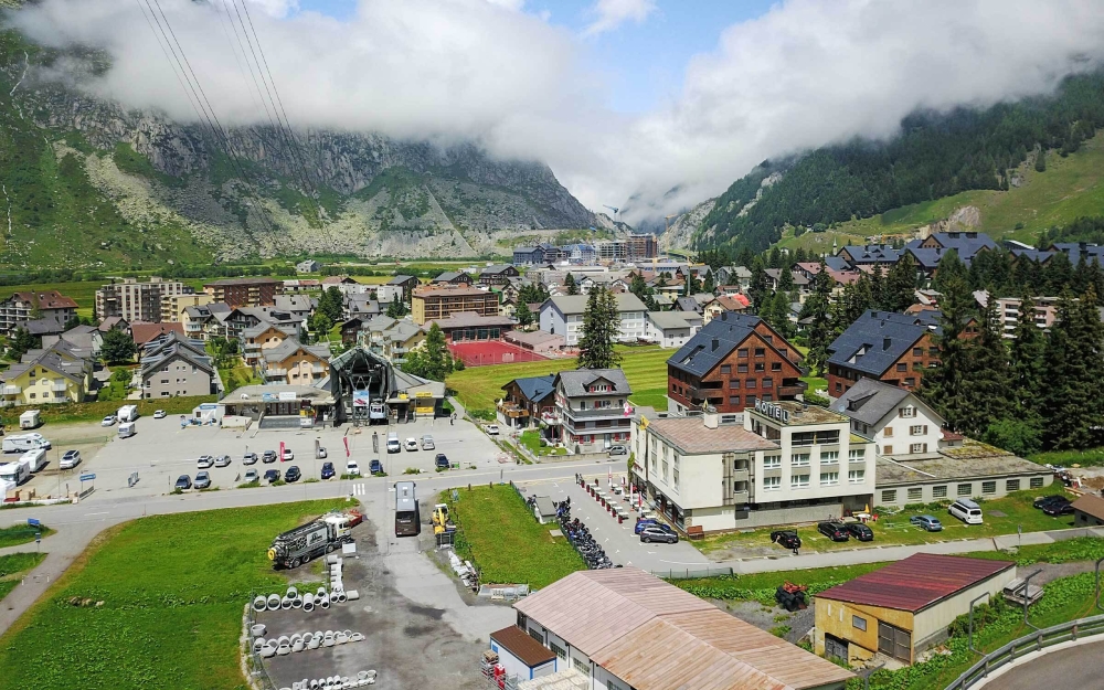 Aurora mountain andermatt f r asset management ag 03